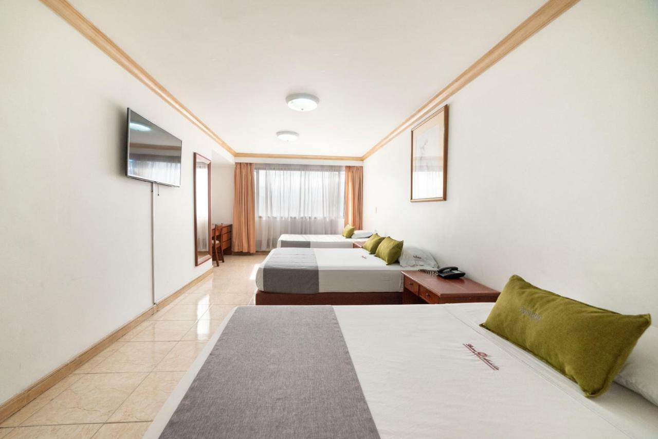 Ayenda 1235 Botero Hotel Medellin Ngoại thất bức ảnh
